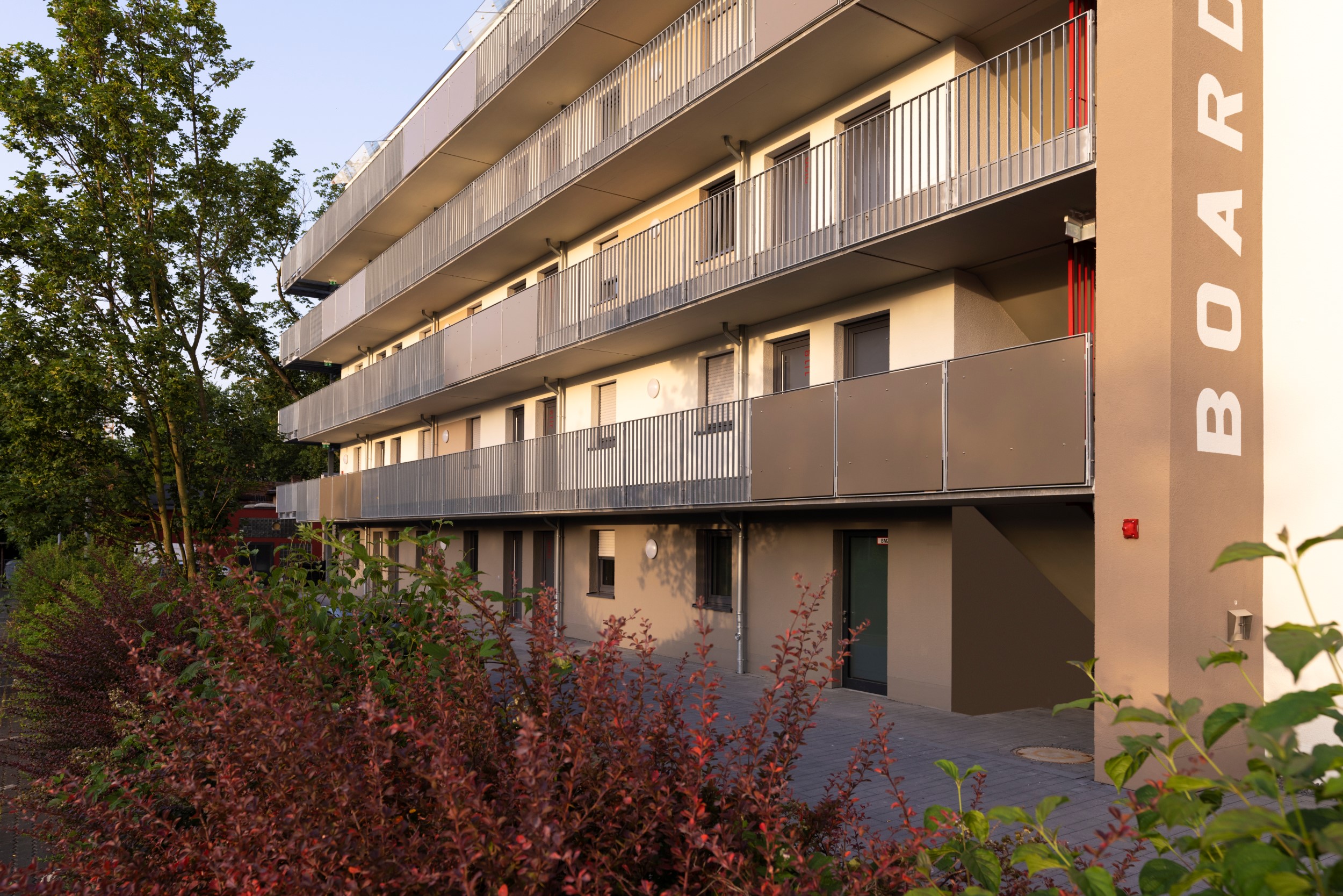 BOARDINGHOUSE am Moselstausee | Koblenz